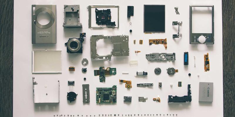 从JOJO830看蒸汽波美学：短视频创作者如何通过设计思维实现内容迭代与长期坚持