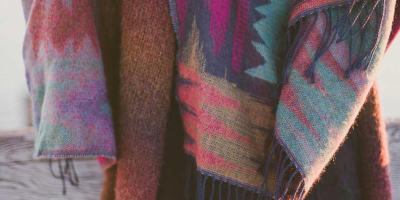 从个人博客到美学社群：JOJO830如何用蒸汽波视觉叙事构建高粘性设计生态