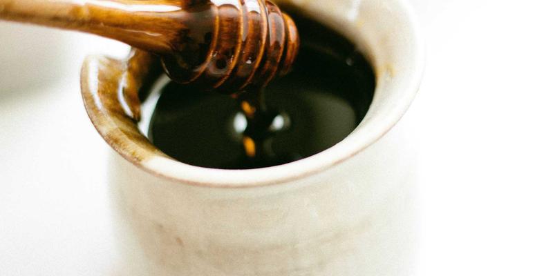 设计驱动数字生活：JOJO830美学社群如何从个人博客评论区构建专属粉丝文化